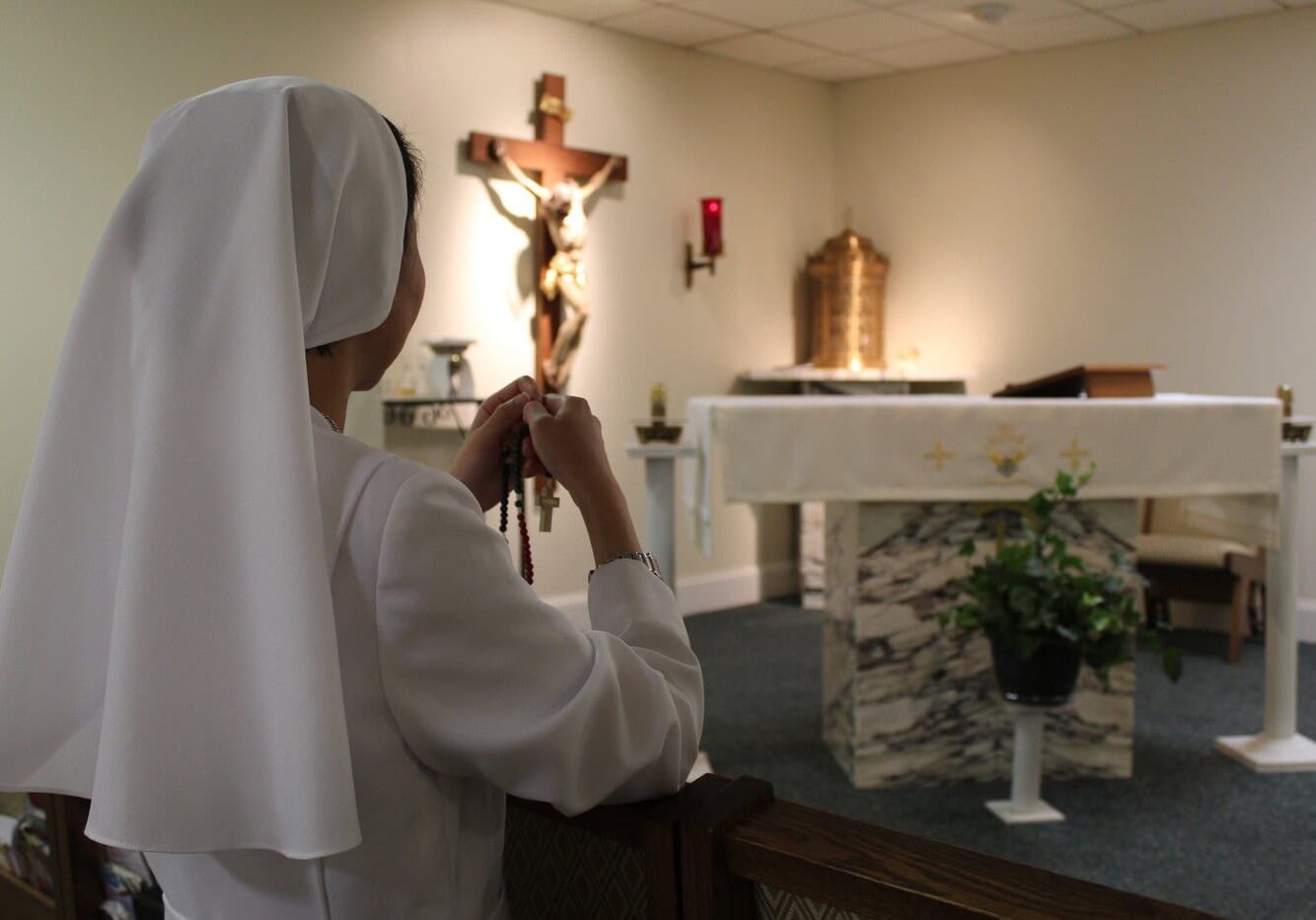 praying rosary